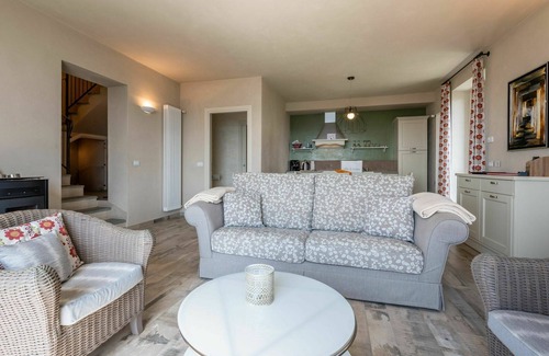 Costigliole d'Asti House | Beautiful apartment in villa with A/C, pool, WIFI, TV, patio, panoramic view and parking