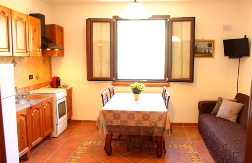 Torretta Apartment | BEAUTIFUL and COZY home, in the countryside, 4km from the sea! NATURE and RELAX!