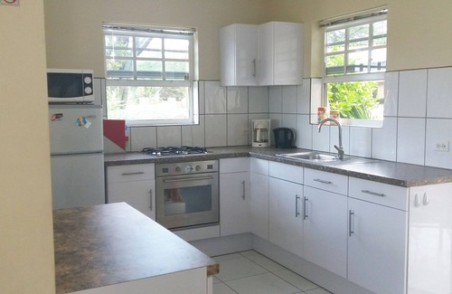 Punto de Oro House | Beautiful and cozy vacation home. With pool and hot shower. For 4 people.