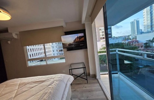 Calidonia Apartment | Beautiful and spacious apt in Cinta Costera N#10