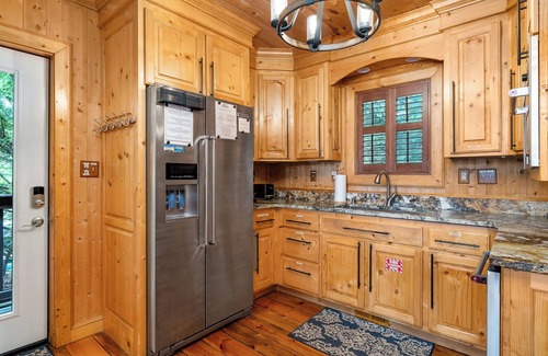 Six Mile House | Beautiful and spacious home near Warpath Landing with hot tub and dock!