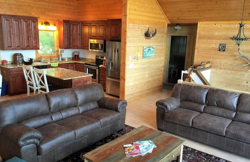 Pine River House | Beautiful And Updated Family Lake Home Between Whitefish Chain And Walker, Mn