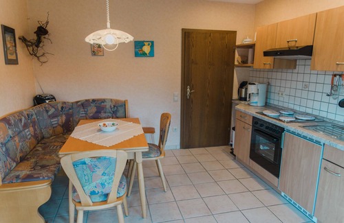Ellenz-Poltersdorf Apartment | Beautiful apartment with panoramic views