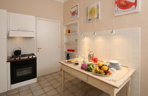 Gardone Riviera Apartment | Beautiful apartment with FRONT LAKE balconies for 8 people