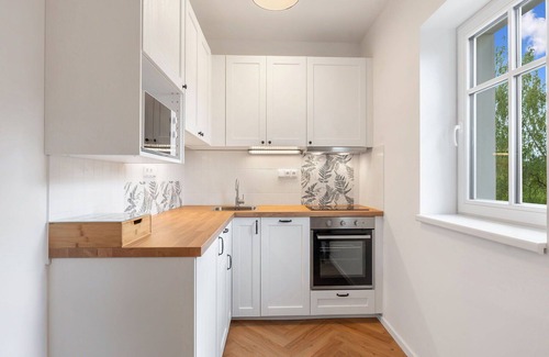 Hrensko Apartment | Beautiful apartment for 8 guests with WIFI, TV, patio and pets allowed