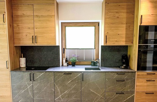 Leogang Apartment | Beautiful apartment for 6 guests with WIFI, TV, balcony and panoramic view