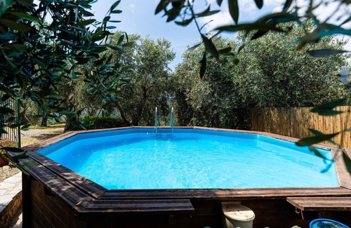 Civezza Apartment | Beautiful apartment for 10 guests with pool, WIFI, patio, pets allowed and parking