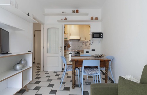 Boissano Apartment | Beautiful apartment for 4 guests with WIFI, A/C, balcony and parking