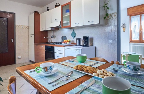 Livo Apartment | Beautiful apartment for 6 people with WIFI, hot tub, TV, terrace and pets allowed