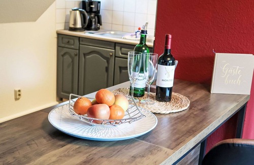 Waltersdorf Apartment | Beautiful apartment for 5 people with WIFI, TV, pets allowed and parking
