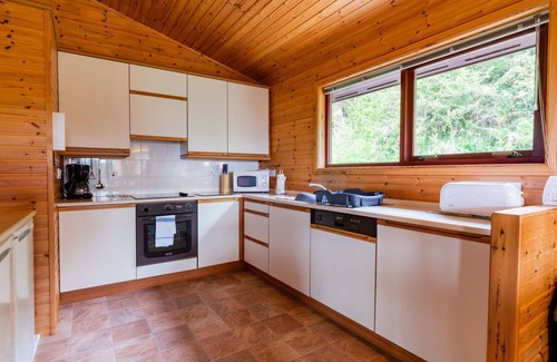 East Lewiston House | Beautiful apartment in villa for 6 guests with WIFI, TV, patio, panoramic view and parking