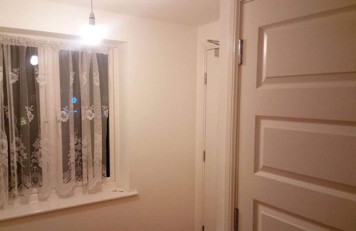 Stone Apartment | Beautiful Apartment in Dartford, Greater London