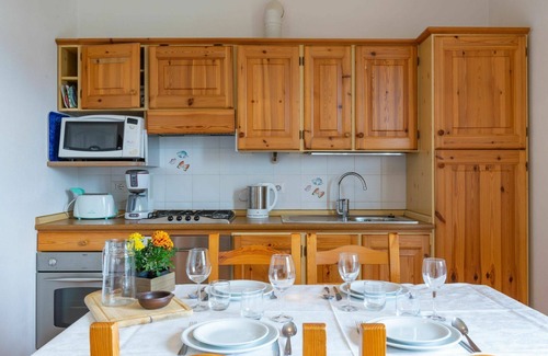 Perledo House | Beautiful apartment in villa for 4 guests with WIFI, TV, patio, pets allowed and parking