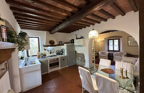 Gavorrano Apartment | Beautiful apartment in rustico from the 19th century.