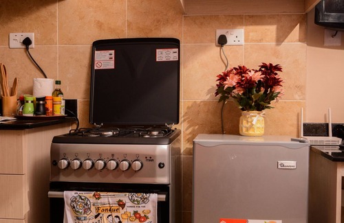 Nairobi West Cabin | Beautiful apartment near JKIA and Nairobi National Park
