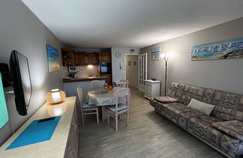 Merlimont-Plage Apartment | BEAUTIFUL APARTMENT. T3 SEA FACE No roads to cross