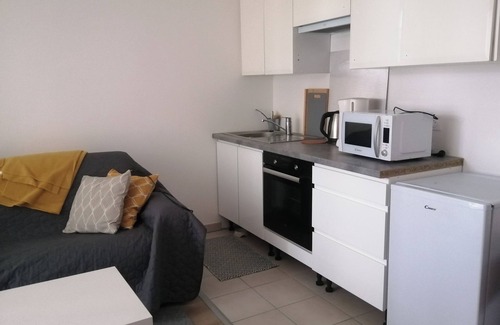 Petit-Colombes Apartment | Beautiful apartment with terrace 10 minutes from La Défense and Parc Lagravere