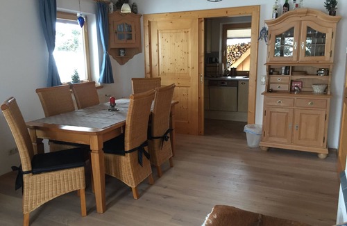Hochkrimml Apartment | Beautiful apartment with terrace and garden, free mountain view, 200m to the lift, dogs yes