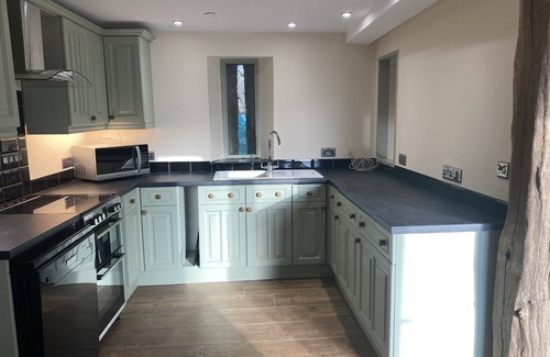 Crickhowell House | Beautiful barn conversion in the heart of the Brecon Beacons