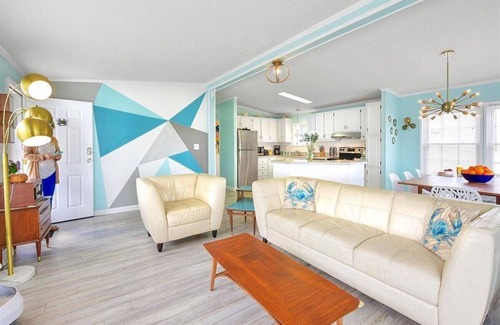 Montego Bay House | Beautiful Bay Views * 2 Kayaks To Explore The Bay * Private Dock For Your Boat!
