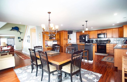 Town Bank House | Beautiful Beach front Cape May home