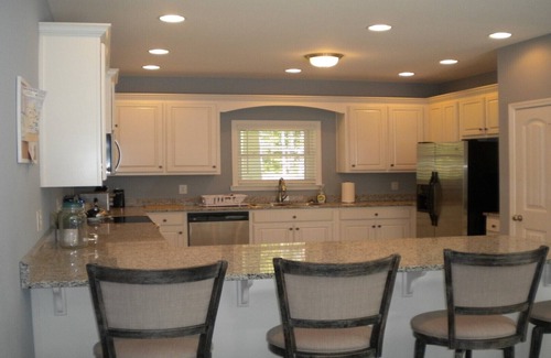 Gumlog House | BEAUTIFUL BEACH HOUSE ON LAKE HARTWELL ONLY 300 YARDS FROM TUGALOO STATE PARK