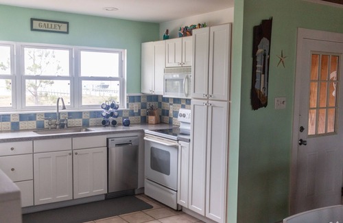 Alligator Point House | Beautiful beach,Ground Level with two Kitchens. Oceanfront Property on the Gulf