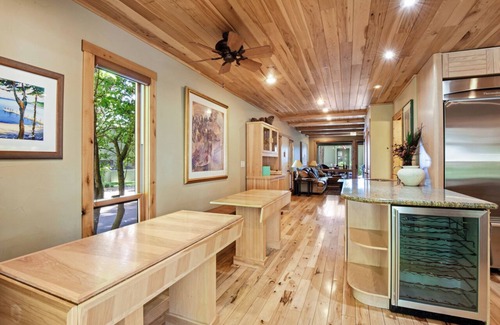 Incline Village Cabin | Beautiful Beach and Ski Cabin located on the North Shore of Lake Tahoe