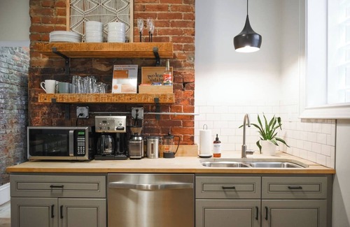 East Allegheny Apartment | Beautiful Brick Space, Minutes to Everything!