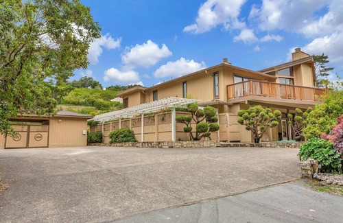 Carmel House | Beautiful Carmel Guest House
