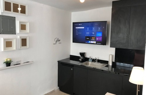 Ponce Centro Apartment | Beautiful Chandeliers, Cozy & Enjoyable Studio - Balcony/FREE WIFI - 302