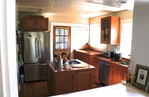 Hollywood House | Beautiful Classic Craftsman Home Close To Everything Hollywood & Universal