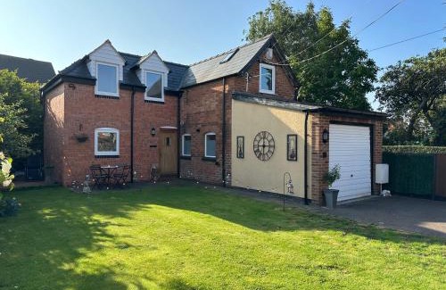 Gloucester House | Beautiful Coach House