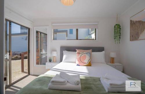 Rothesay Bay House | Beautiful Coastal Home Rothesay Bay