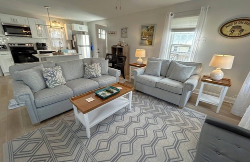 Sea Isle City Apartment | Beautiful condo just steps from the ocean