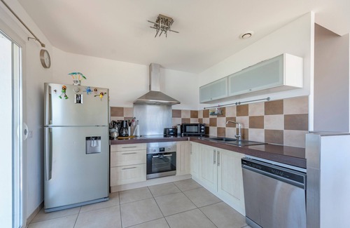 Frontignan Villa | Beautiful contemporary villa with magical view in frontignan plage.