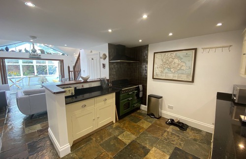 Babbacombe Cottage | Beautiful Contemporary Beach Living