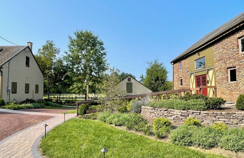 Blooming Glen House | Beautiful Converted Barn with 9 Beds and Baths on 10 Acre Farm in Bucks County