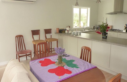 Tirohanga Cottage | Beautiful cottage, adjacent to beach and Motu Trail. Private & Secluded!