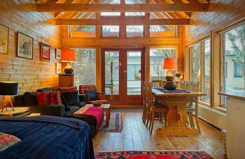 Hveragerdi House | Beautiful Cottage in Hveragerdi