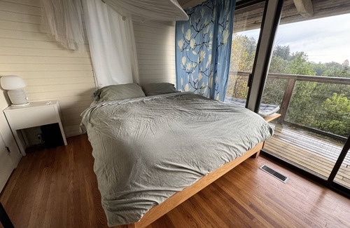Berkeley Cottage | Beautiful Cottage in the Nature