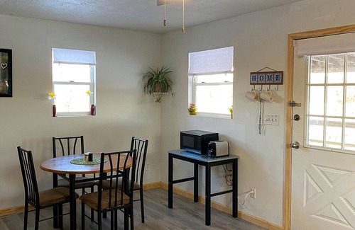 Point Pleasant Cabin | Beautiful country views and wildlife. Less than 2 miles from downtown.