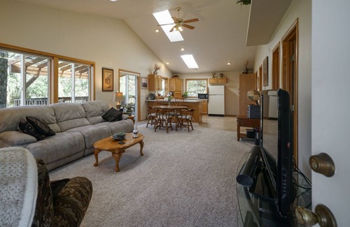 Amity House | Beautiful Country Cottage In The Middle Of Wine Country