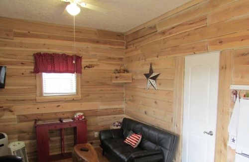 Hillsboro Cabin | Beautiful Country Sunsets I
