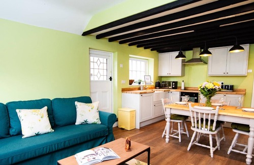 Stoke Bardolph Apartment | Beautiful Countryside Cottage | Peaceful Setting