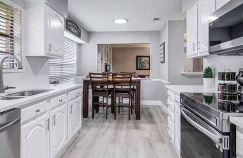 Northeast Carrollton House | Beautiful cozy home, close to hospital & highways