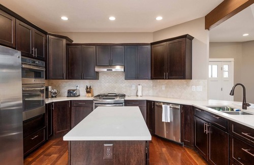 Eugene House | Beautiful Custom Home Centrally Located Near The University of Oregon