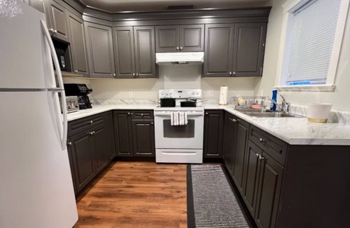 Regional District of Nanaimo Apartment | Beautiful Entire 2 Bedroom Suite