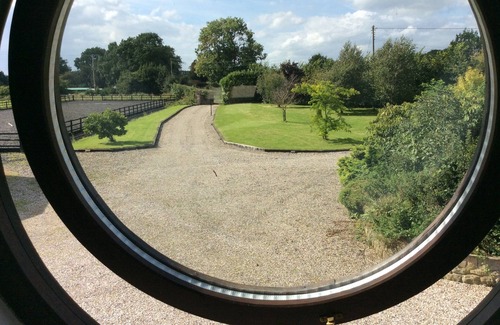Congleton House | BEAUTIFUL FARM STAY AT THE SADDLERY CHESHIRE