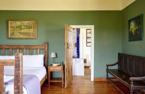 Grosmont House | Beautiful farmhouse near Abergavenny - Sleeps 6-26